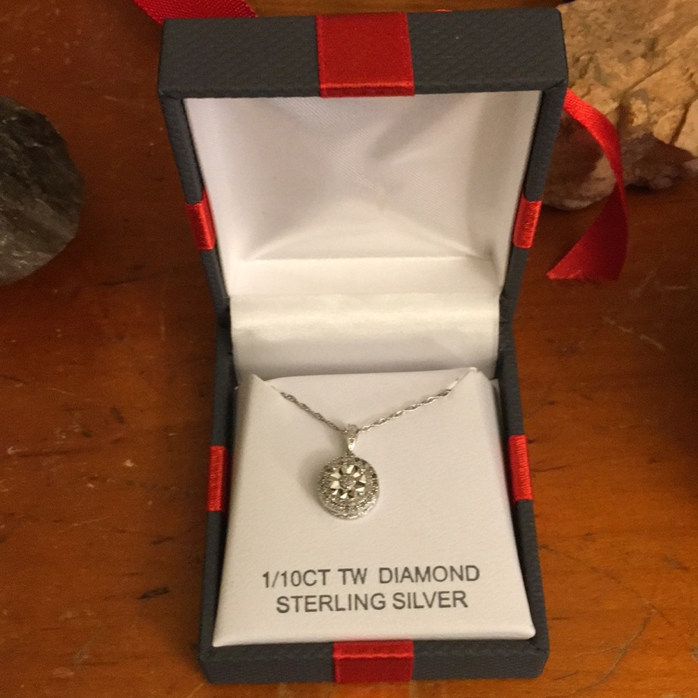 Sterling Silver Necklace with Diamond Pendant